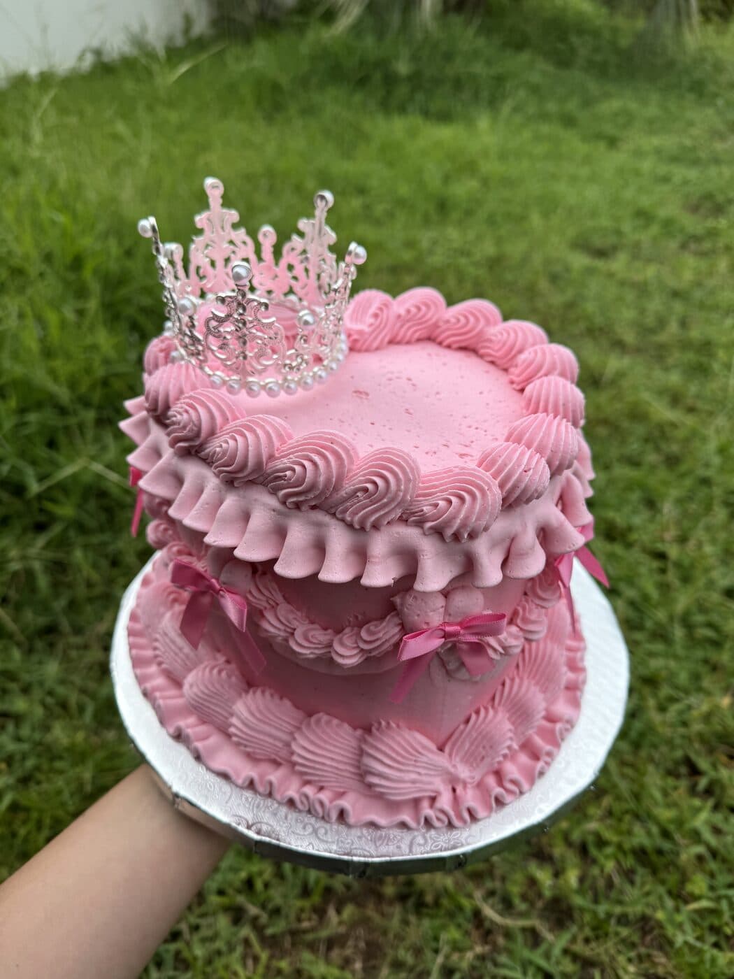 A custom ShannyCakes cake